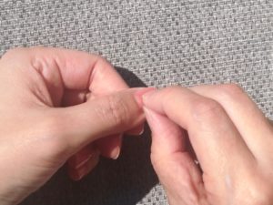 ダイソーディズニープリンセスはがせるネイル　持ち　はがし方